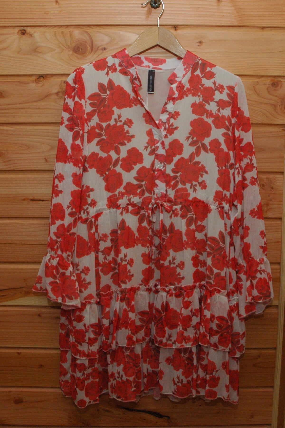 Robe à volants fleuris