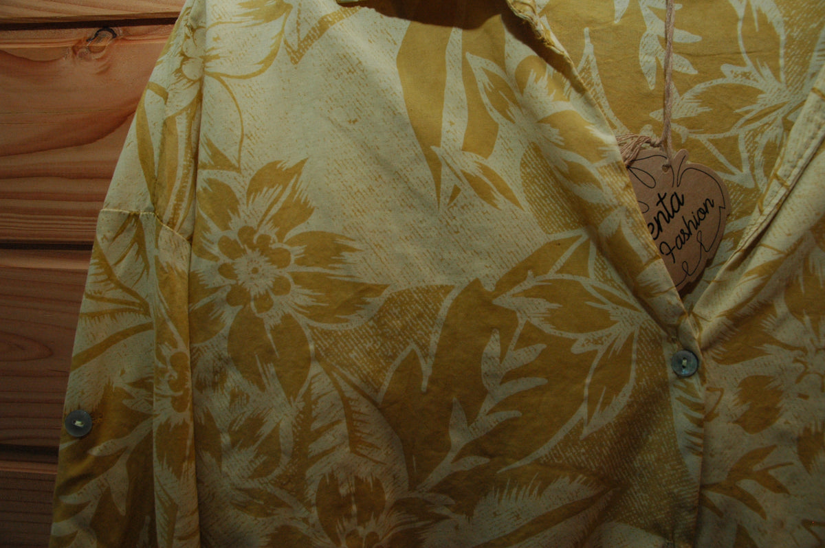 Chemise imprimée fleurs jaunes